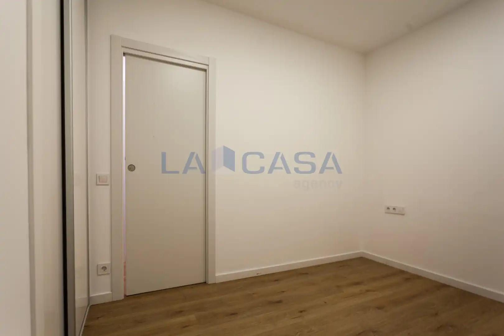 Local en venta en L'Hospitalet de Llobregat