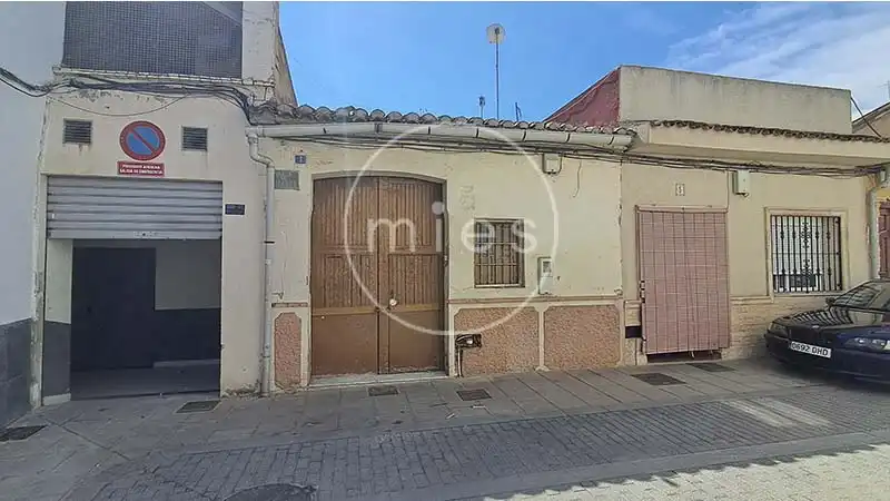 Casa adosada en venta en CARRER MARE DE DEU DEL PILAR, Quart de Poblet