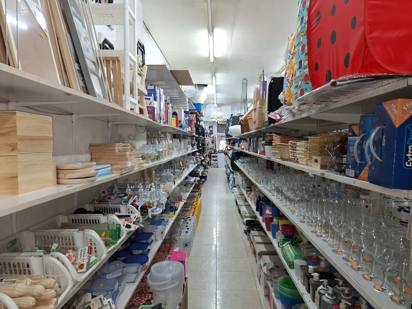 Business premises for transfer in Sants - Montjuïc, imagen 8