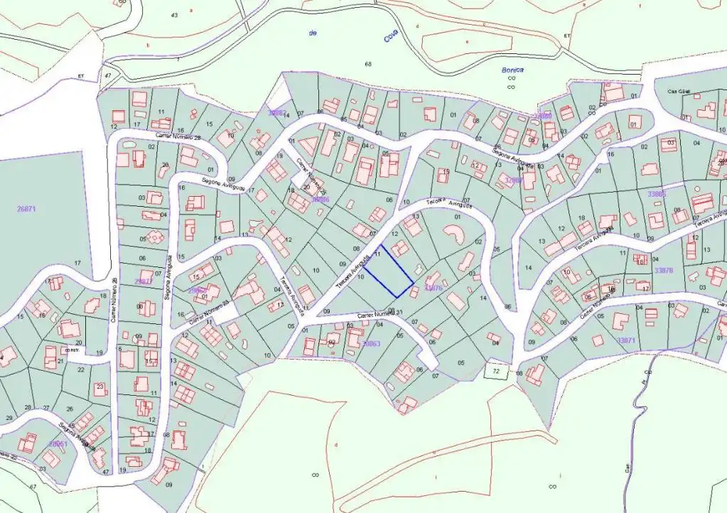 Terrain rustique à vendre à CAN GUELL