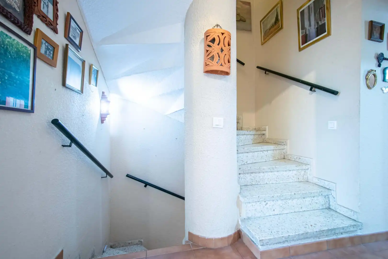 Casa adosada en venda en Tomares amb Terrassa i Traster