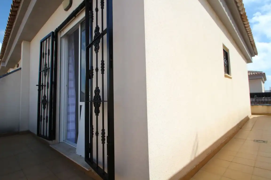 Terraza de Casa adosada en venta en Torrevieja con Calefacción, Jardín privado y Terraza