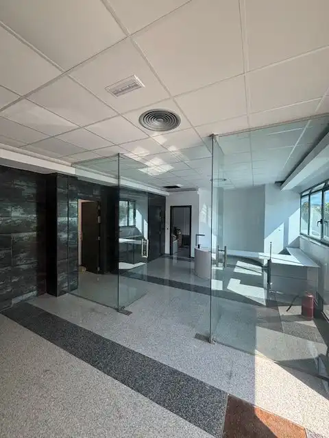 Gebäude zur Miete in El Prat de Llobregat