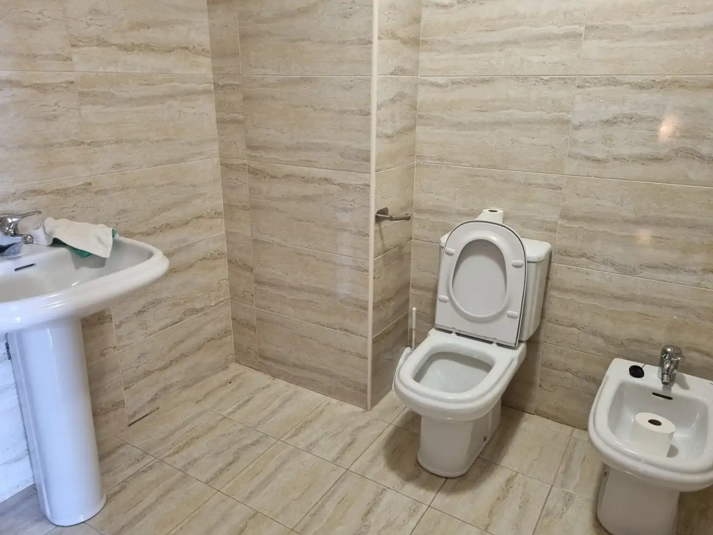 Baño de Casa adosada en venta en Uruñuela con Calefacción, Jardín privado y Parquet