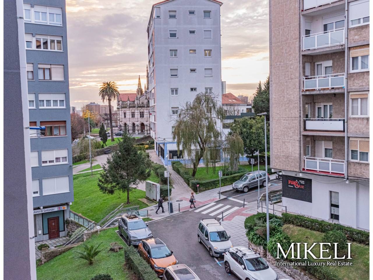 Vista exterior de Pis de lloguer en Santander amb Calefacció