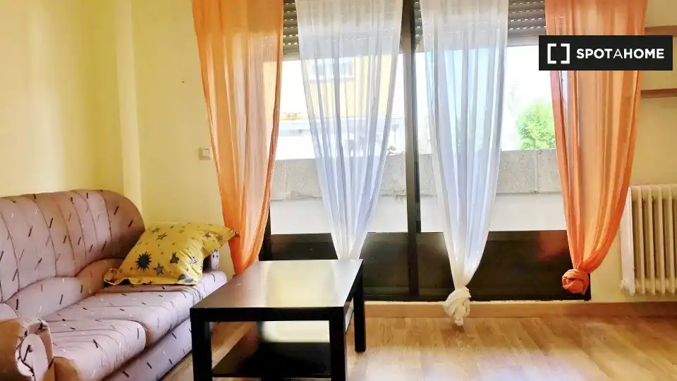 Bedroom of Study for share in Santa Marta de Tormes  with Air Conditioner and Terrace