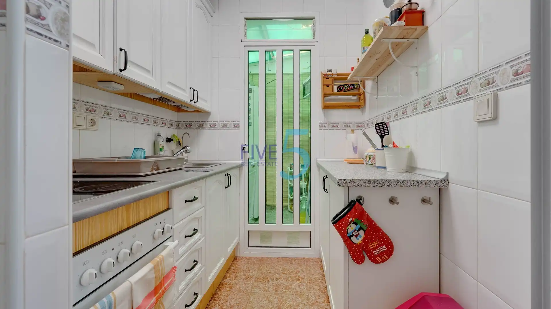 Cocina de Casa adosada en venta en Torrevieja con Aire acondicionado, Terraza y Piscina