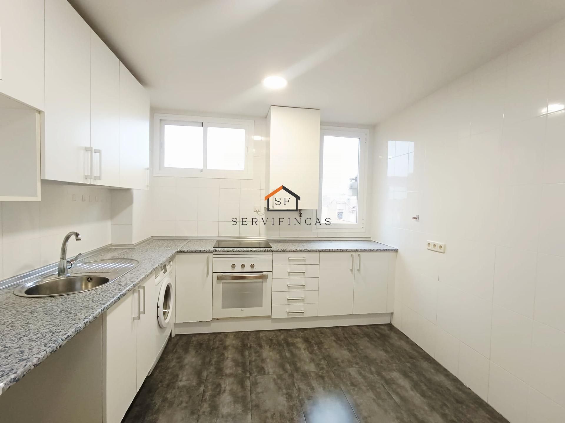 Cocina de Piso en venta en  Madrid Capital con Aire acondicionado y Calefacción
