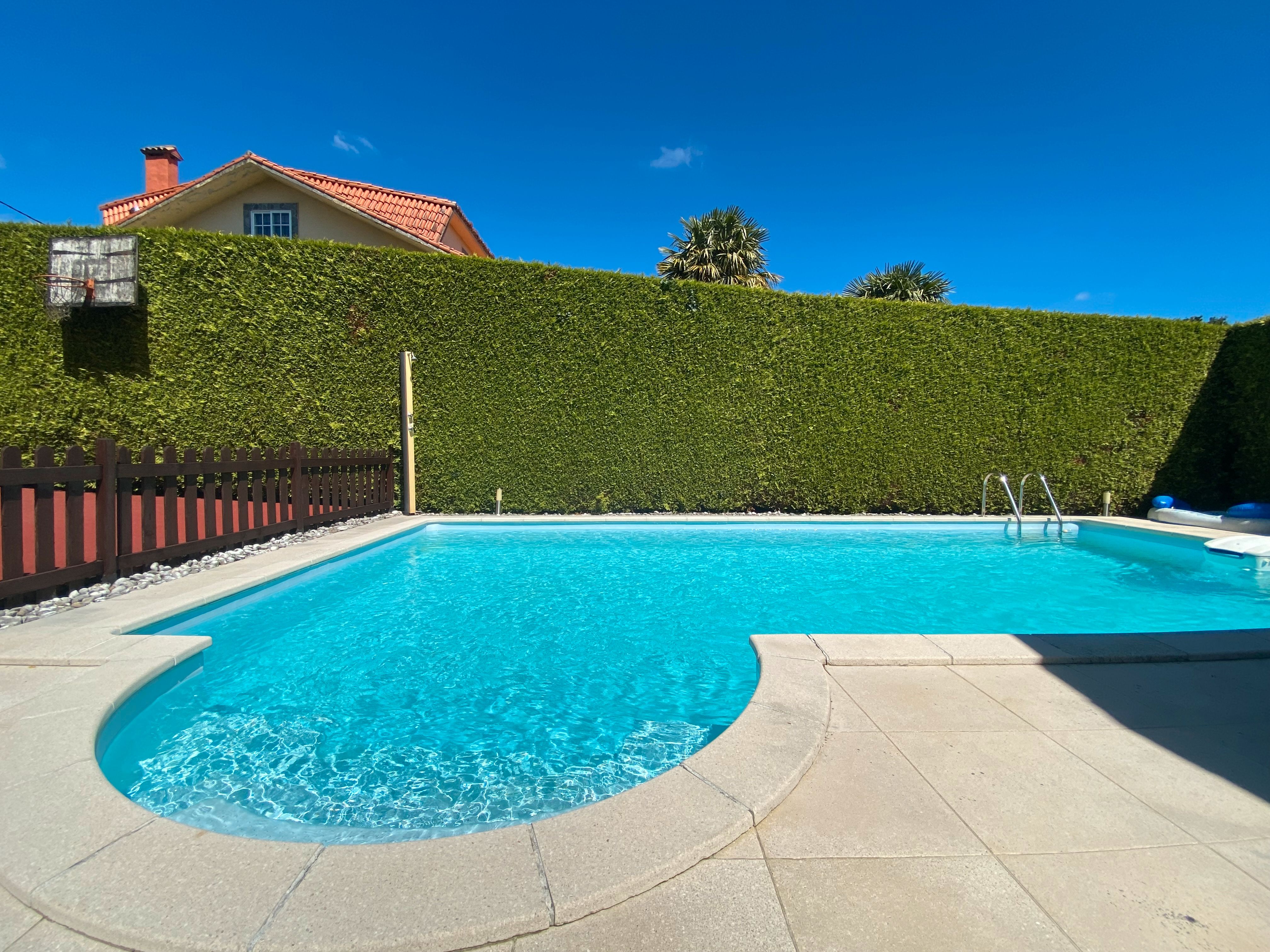 Swimming pool of House or chalet for sale in Santiago de Compostela   with Heating, Private garden and Terrace