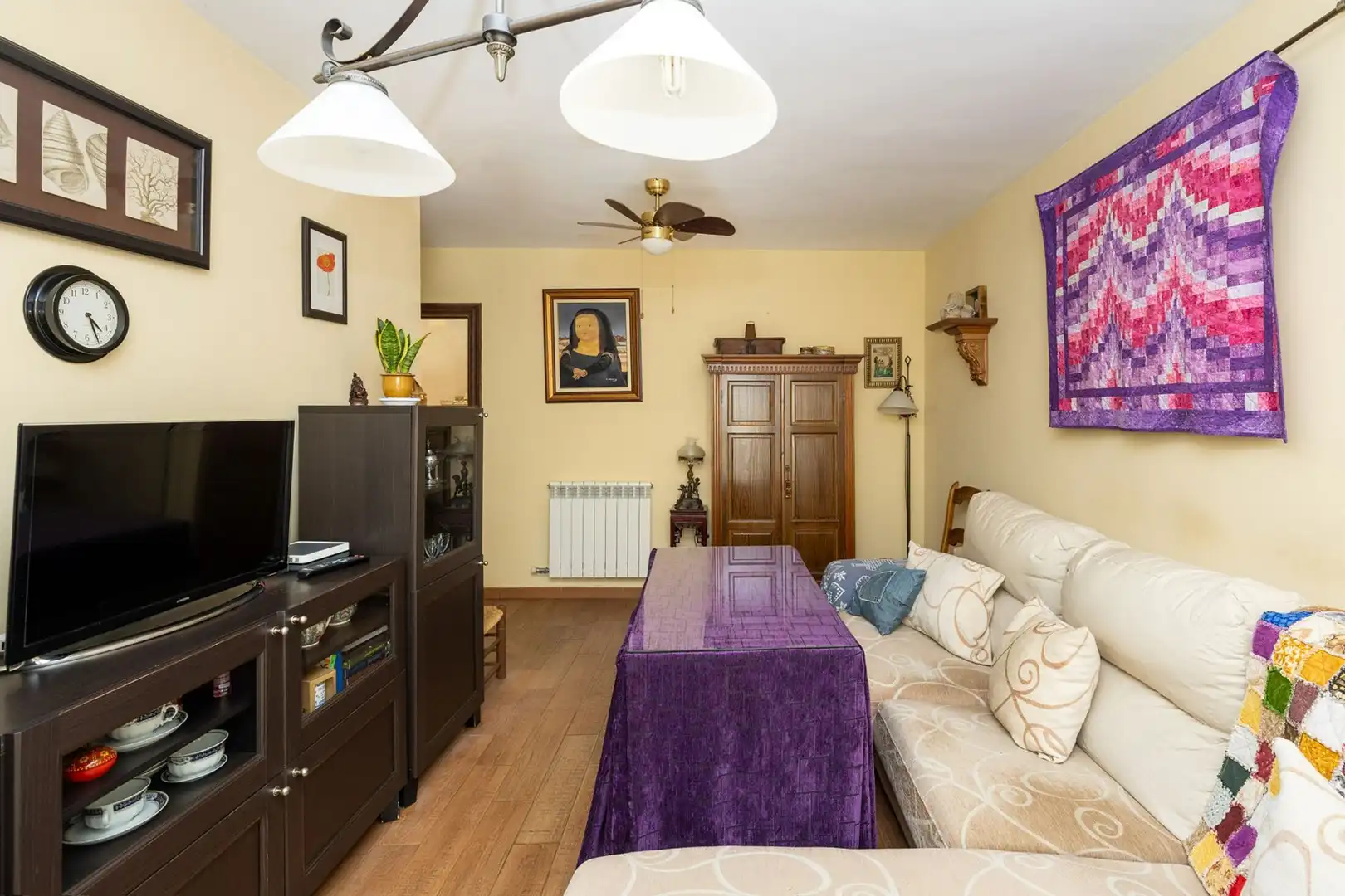Living room of Houses for sale in Cúllar Vega  with Air Conditioner and Storage room