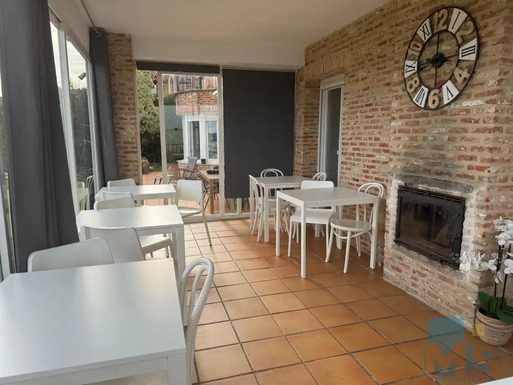 Terrassa de Casa o xalet en venda en Hondarribia