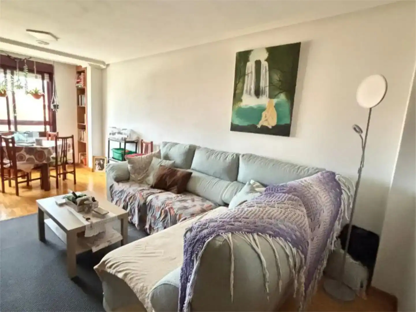 Sala de estar de Piso en venta en Medina de Pomar con Balcón