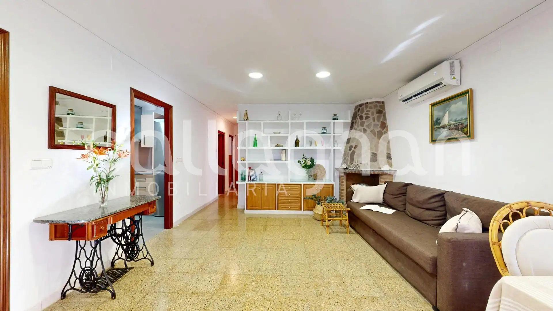 Sala d'estar de Casa o xalet en venda en Sagunto / Sagunt amb Aire condicionat, Calefacció i Jardí privat