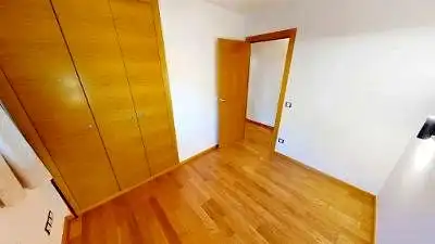 Habitación de Planta baja en venta en Ordino con Calefacción, Parquet y Terraza