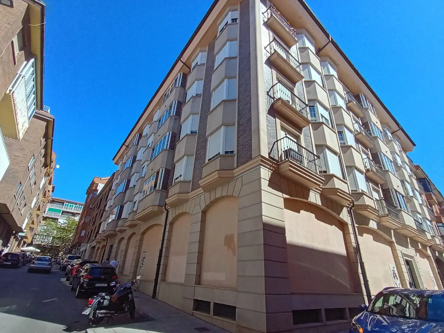 Local comercial en venta en Milicias, imagen 3