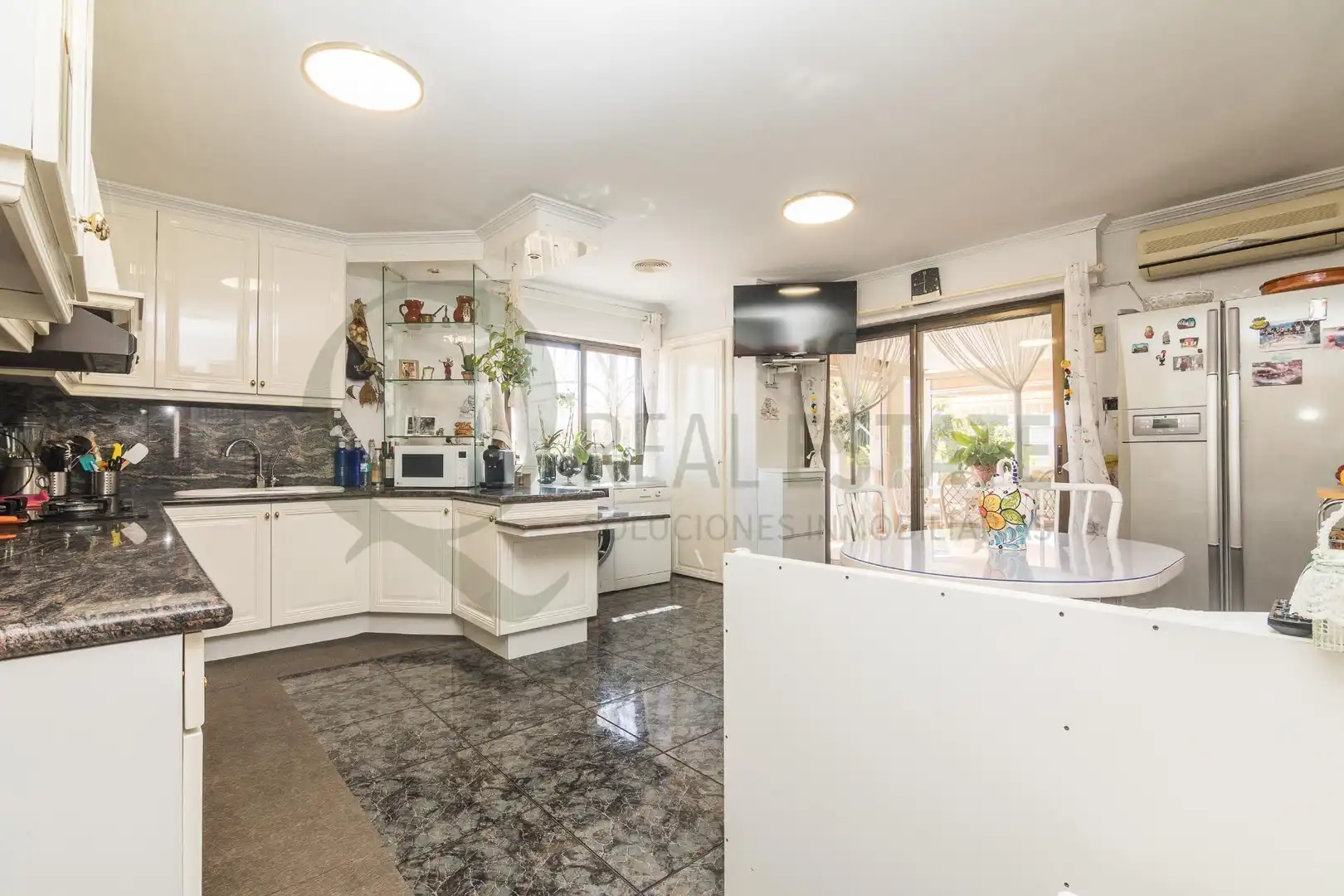 Kitchen of Houses for sale in San Vicente del Raspeig / Sant Vicent del Raspeig  with Heating, Private garden and Terrace