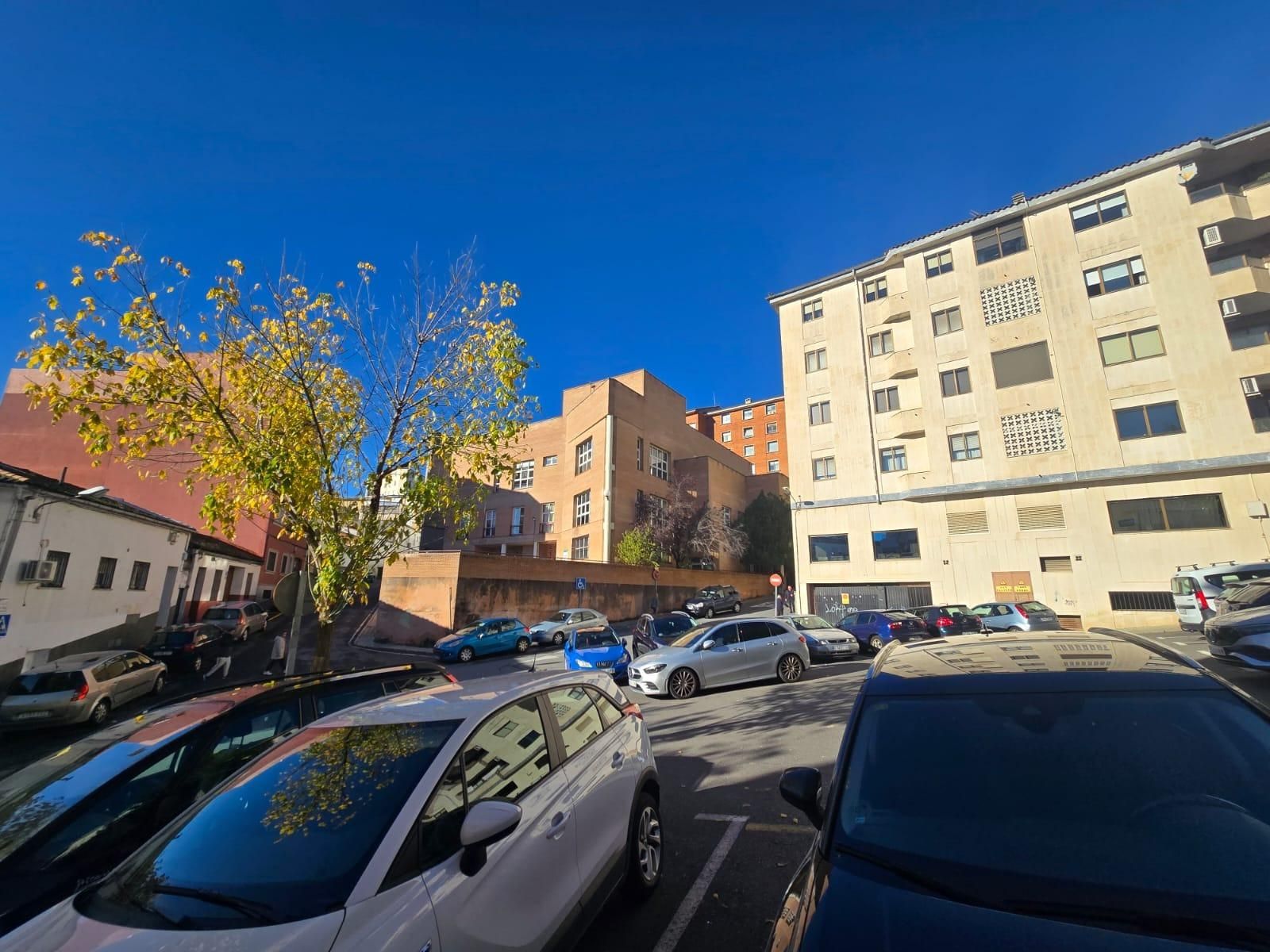 Exterior view of Garage to rent in Plasencia