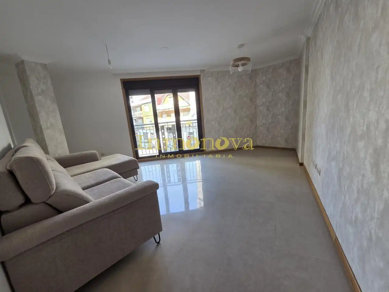 Living room of Flat for sale in Ponteareas  with Heating and Storage room