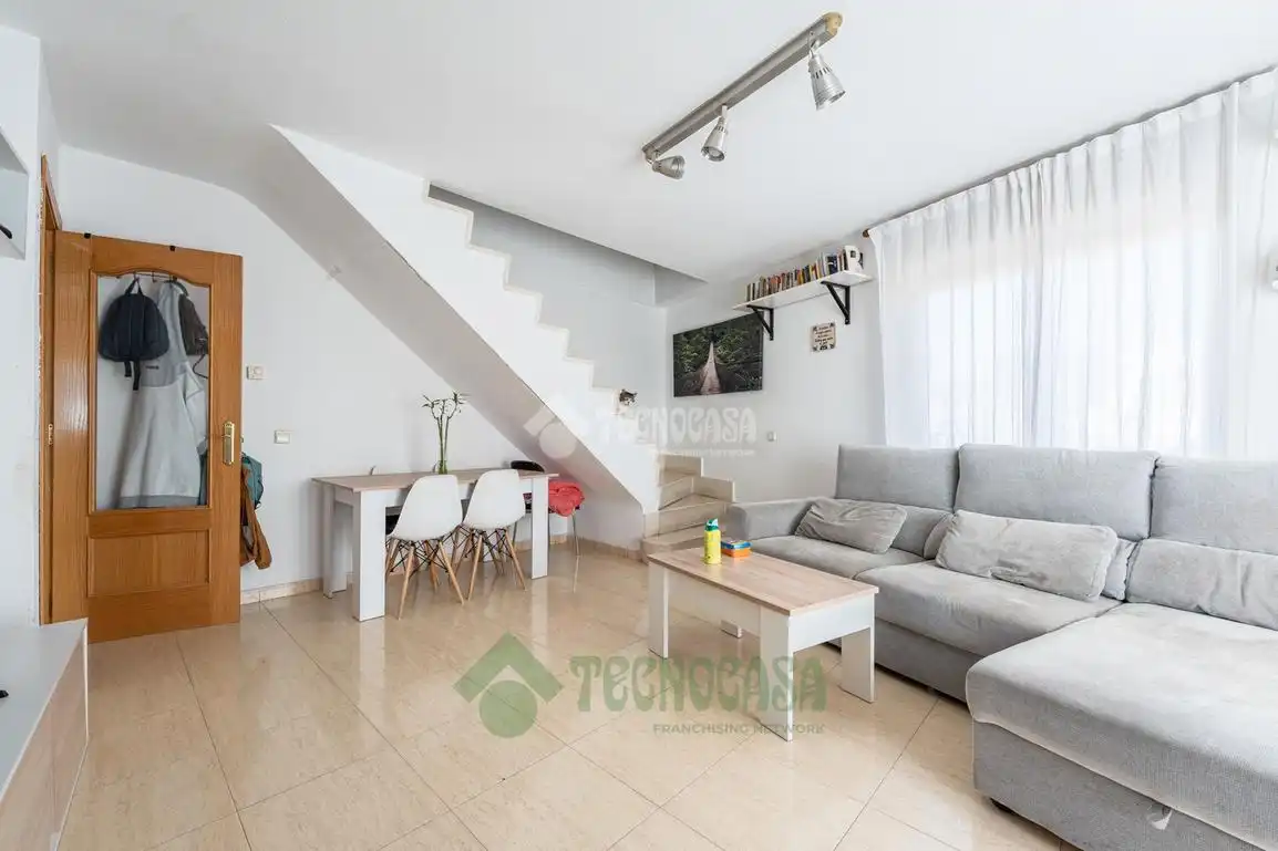 Sala de estar de Dúplex en venta en Algete con Calefacción y Balcón