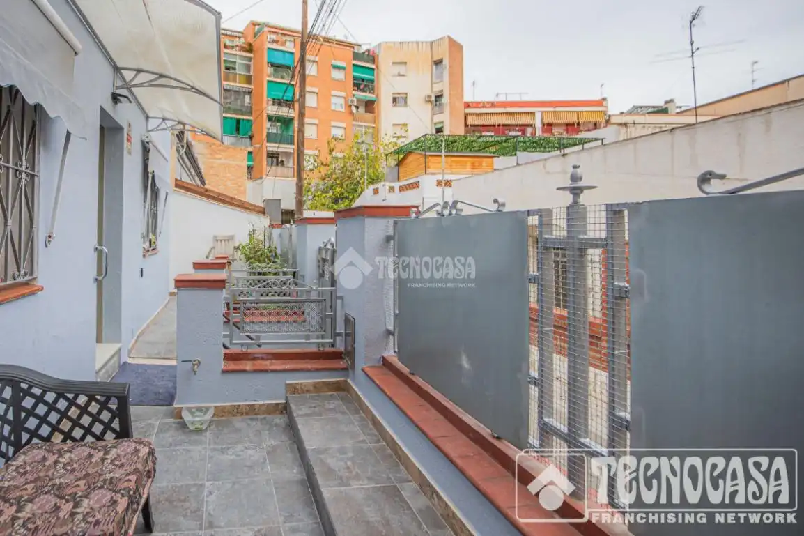 Terrasse von Wohnung zum Verkauf in Santa Coloma de Gramenet