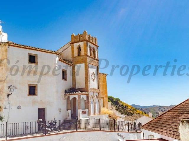 Casa adosada en Venta en Salares