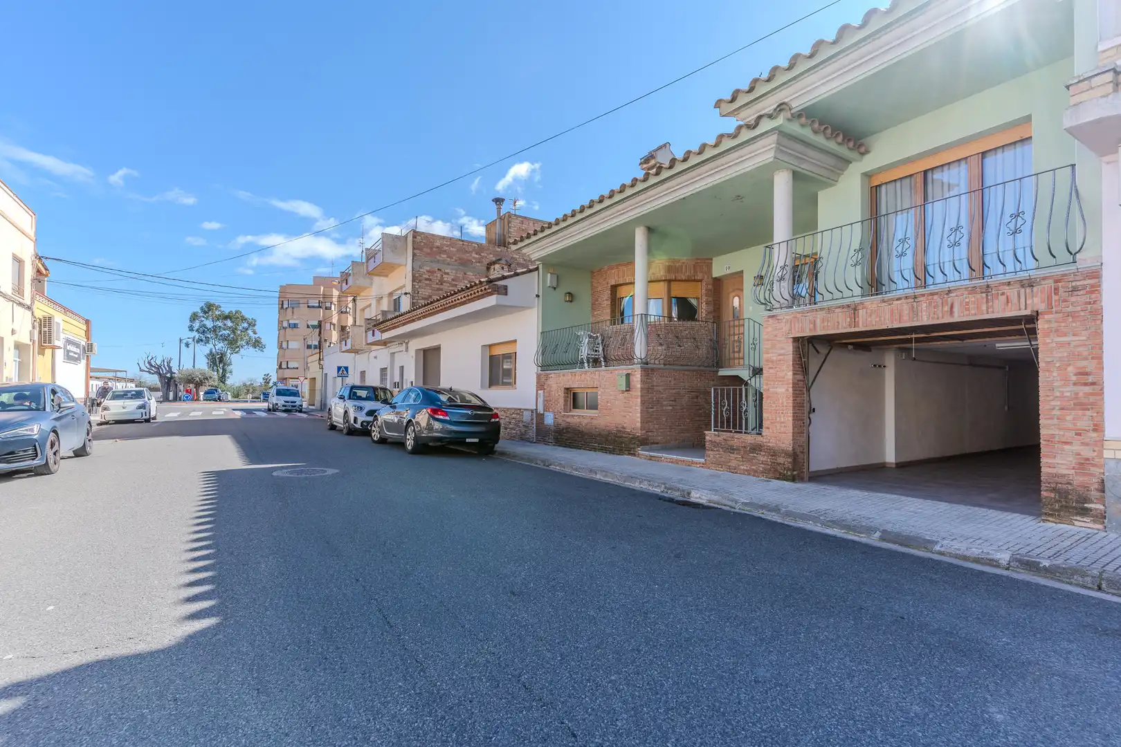 Vista exterior de Casa o chalet en venta en Deltebre con Calefacción, Terraza y Trastero