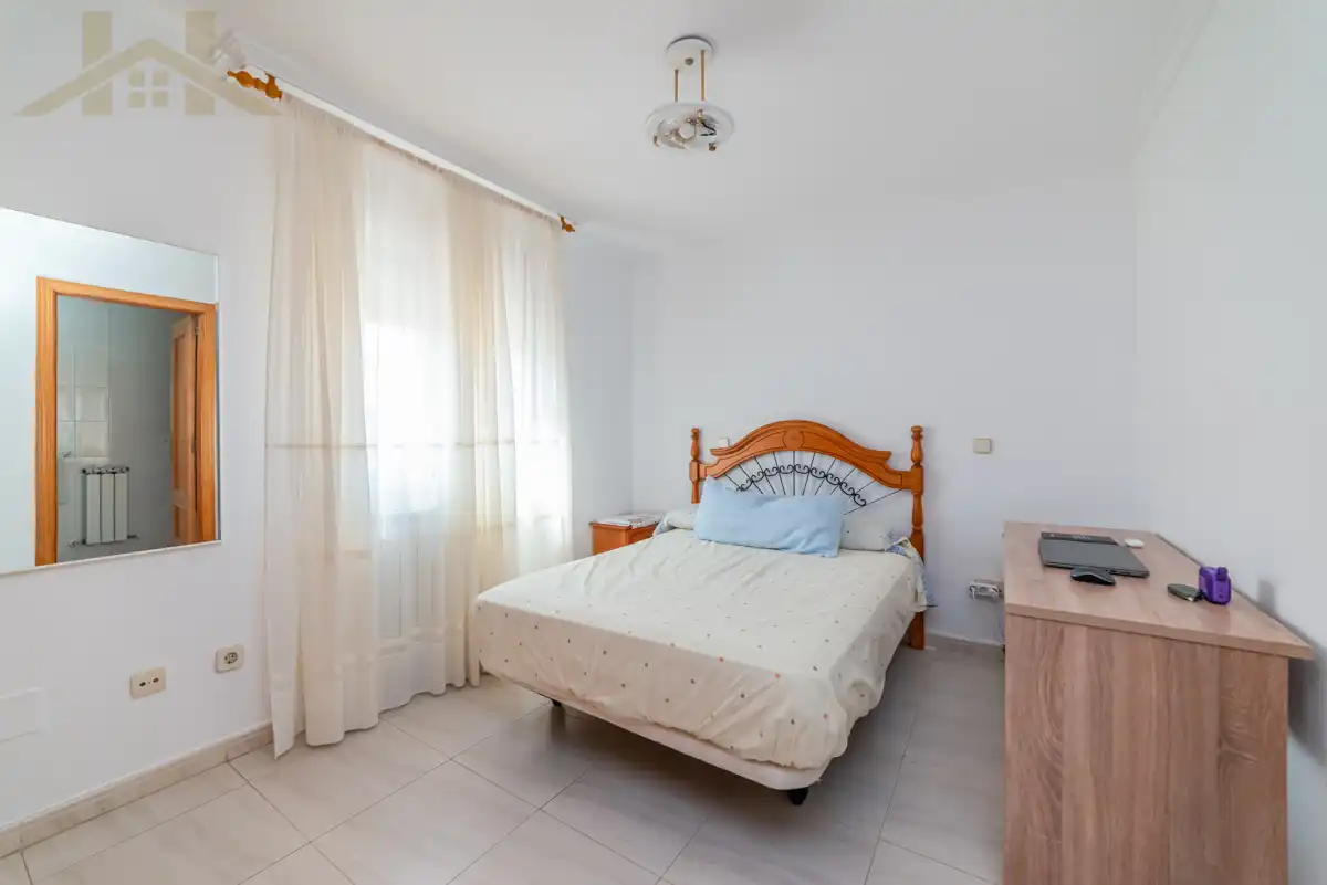 Habitación de Casa adosada en venta en Seseña con Calefacción