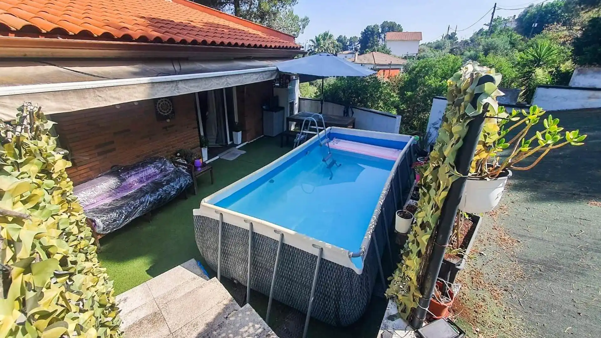 Piscina de Casa o chalet en venta en Castellví de Rosanes con Terraza y Piscina