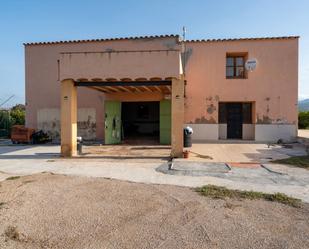 Vista exterior de Finca rústica en venda en Tortosa amb Jardí privat, Terrassa i Traster