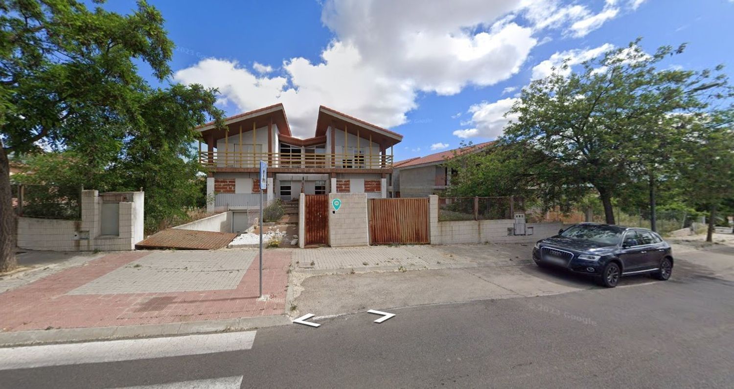 Exterior view of Building for sale in El Casar