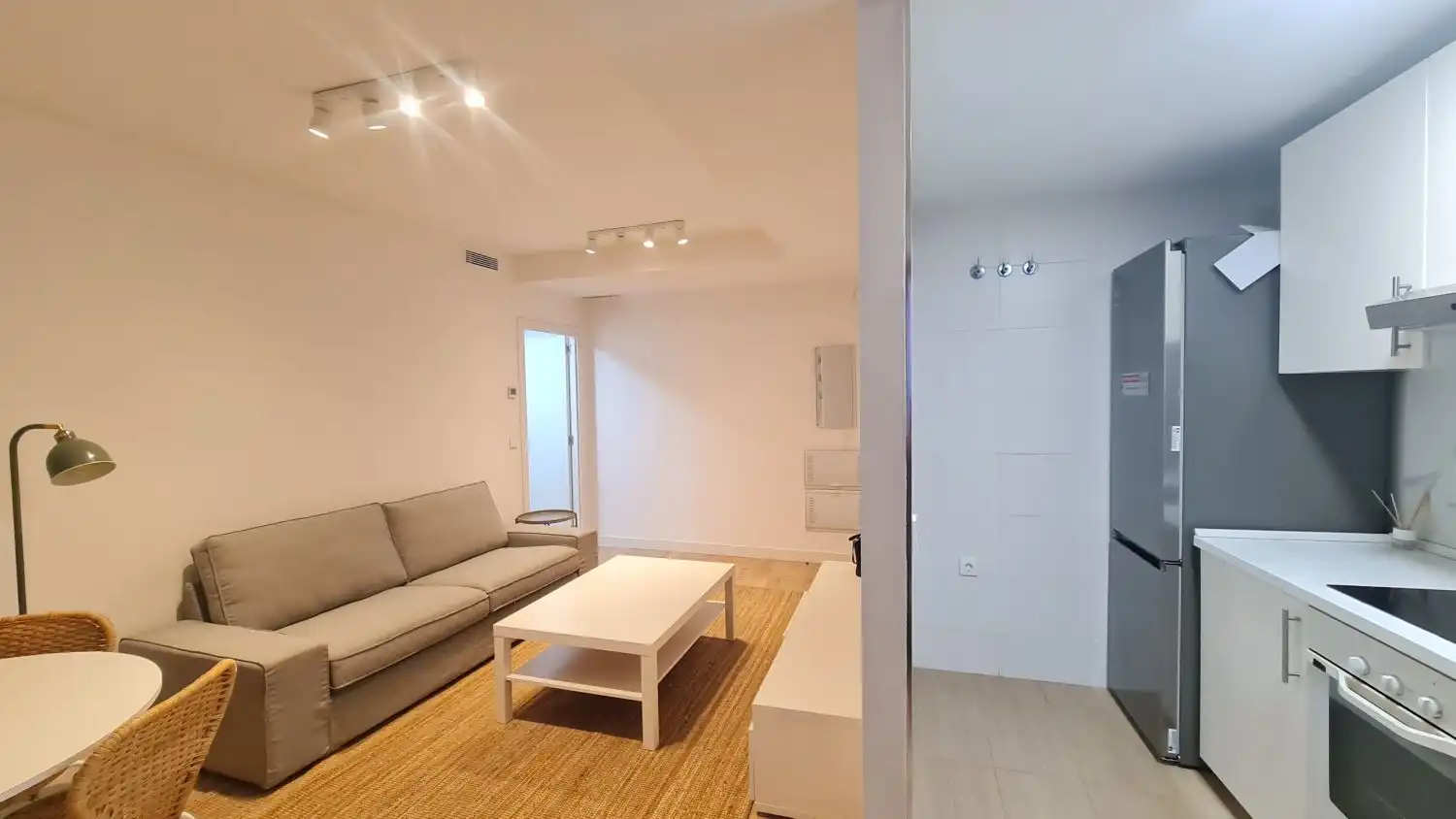 Wohnung zur Miete in Louis Pasteur, 17, El Tejar - Hacienda Bizcochero