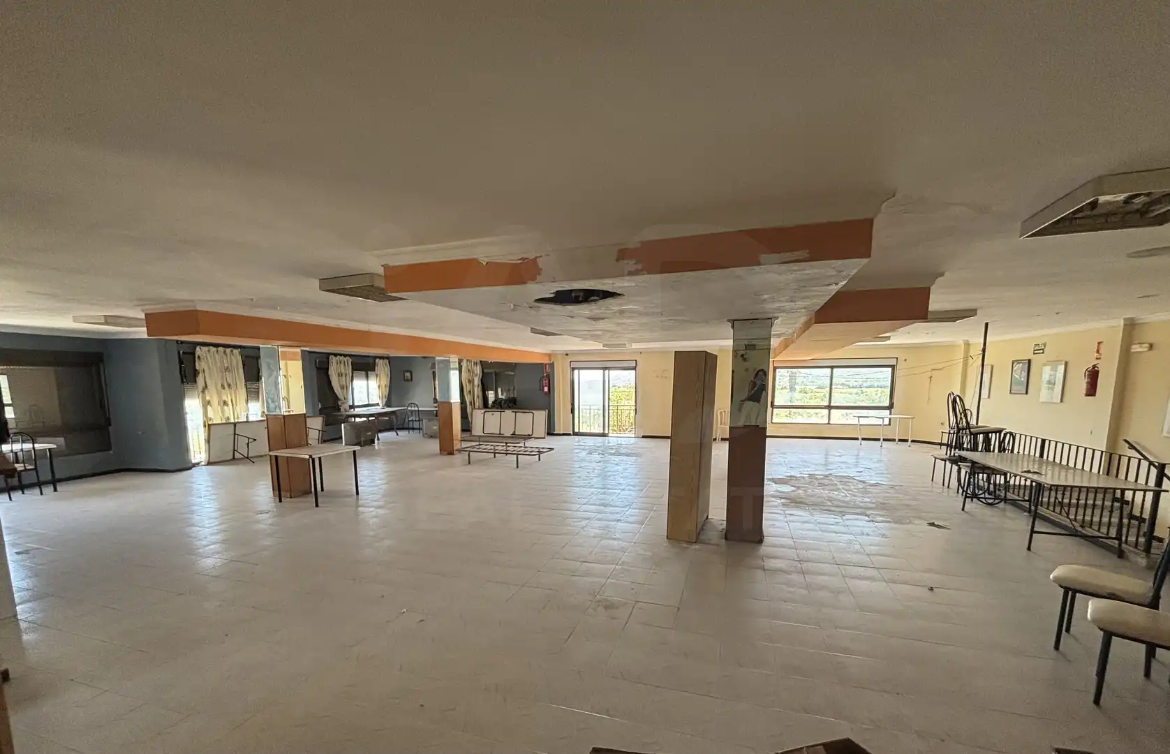 Edificio en venta en Tormos