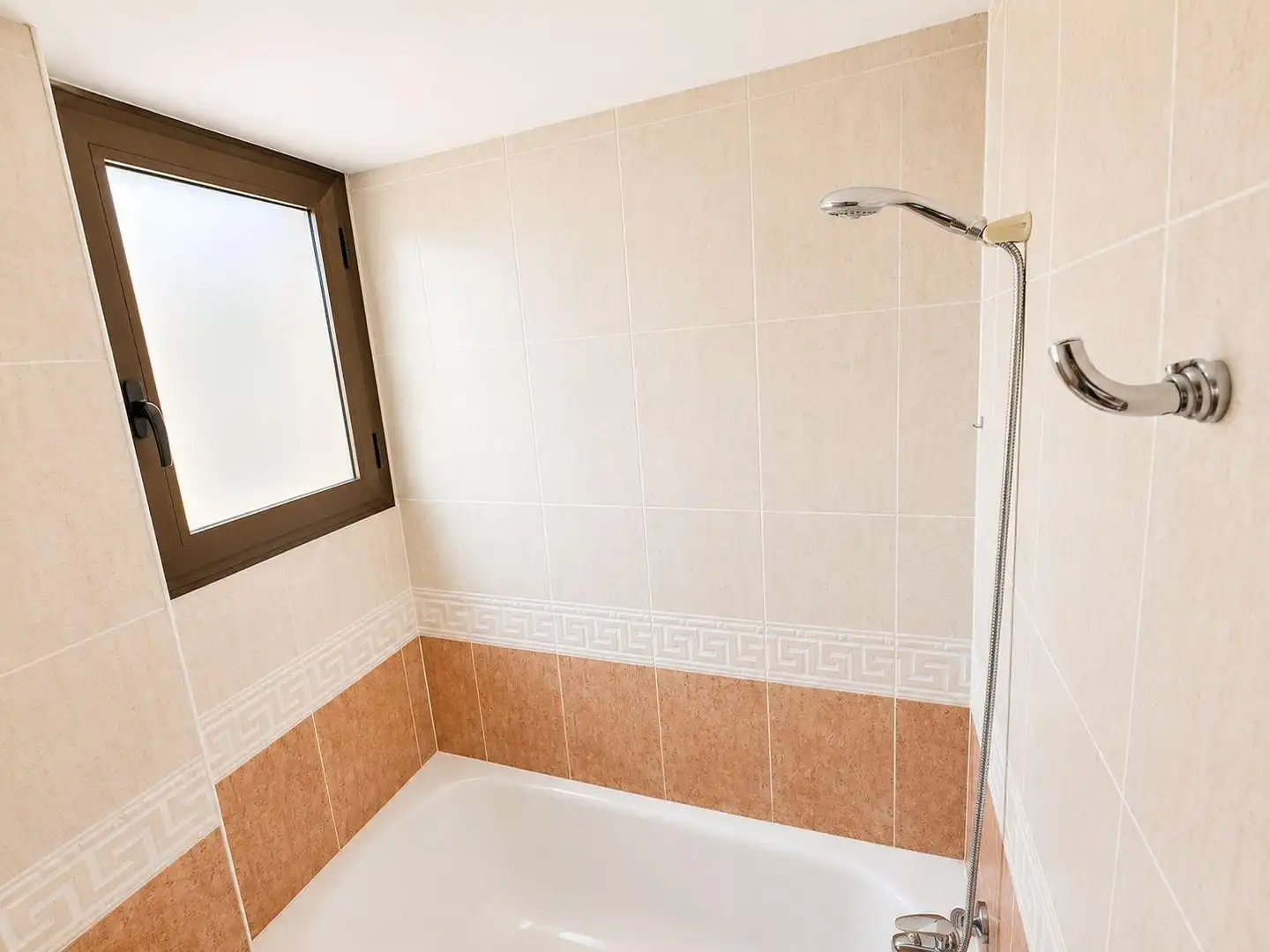 Bany de Pis en venda en Zaragoza amb Aire condicionat, Calefacció i Balcó