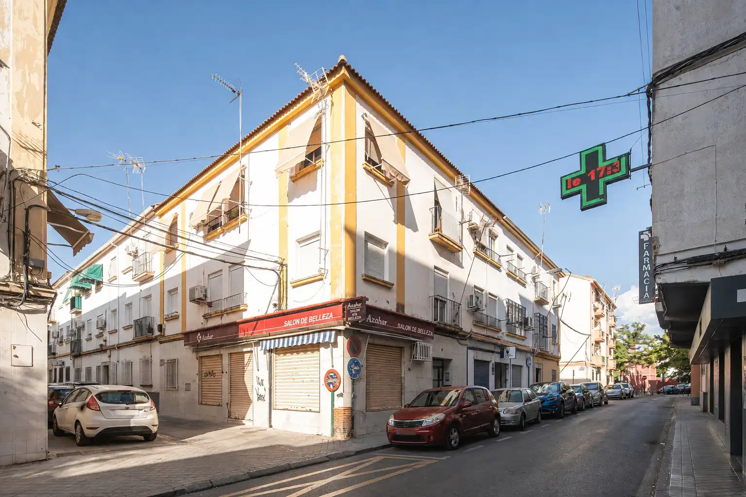 Außenansicht von Wohnung zum Verkauf in Granada mit Parkett, Möbliert und Ofen