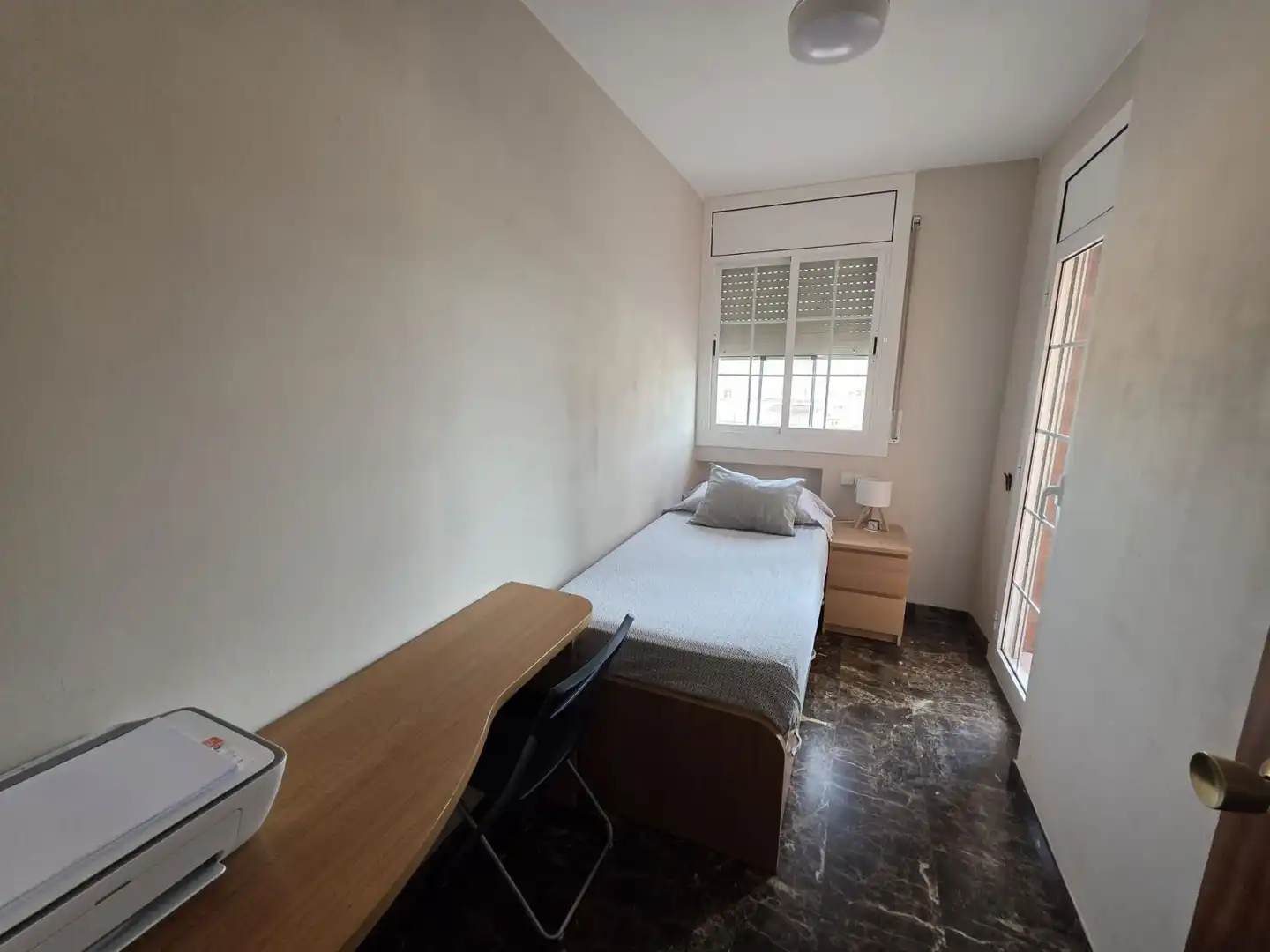 Habitación de Piso en venta en Santa Coloma de Gramenet con Aire acondicionado, Calefacción y Terraza