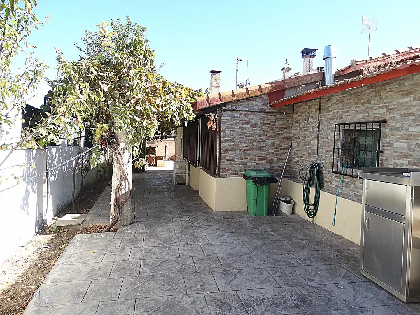 Vista exterior de Casa o chalet en venta en Arganda del Rey con Aire acondicionado, Calefacción y Jardín privado