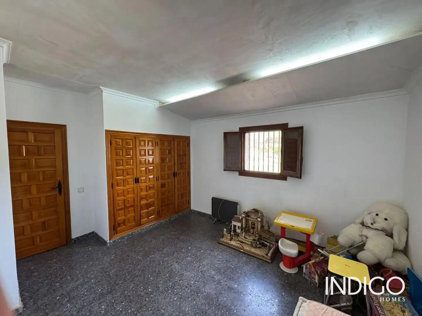 Casa adosada en venda en Ibi amb Calefacció, Traster i Moblat