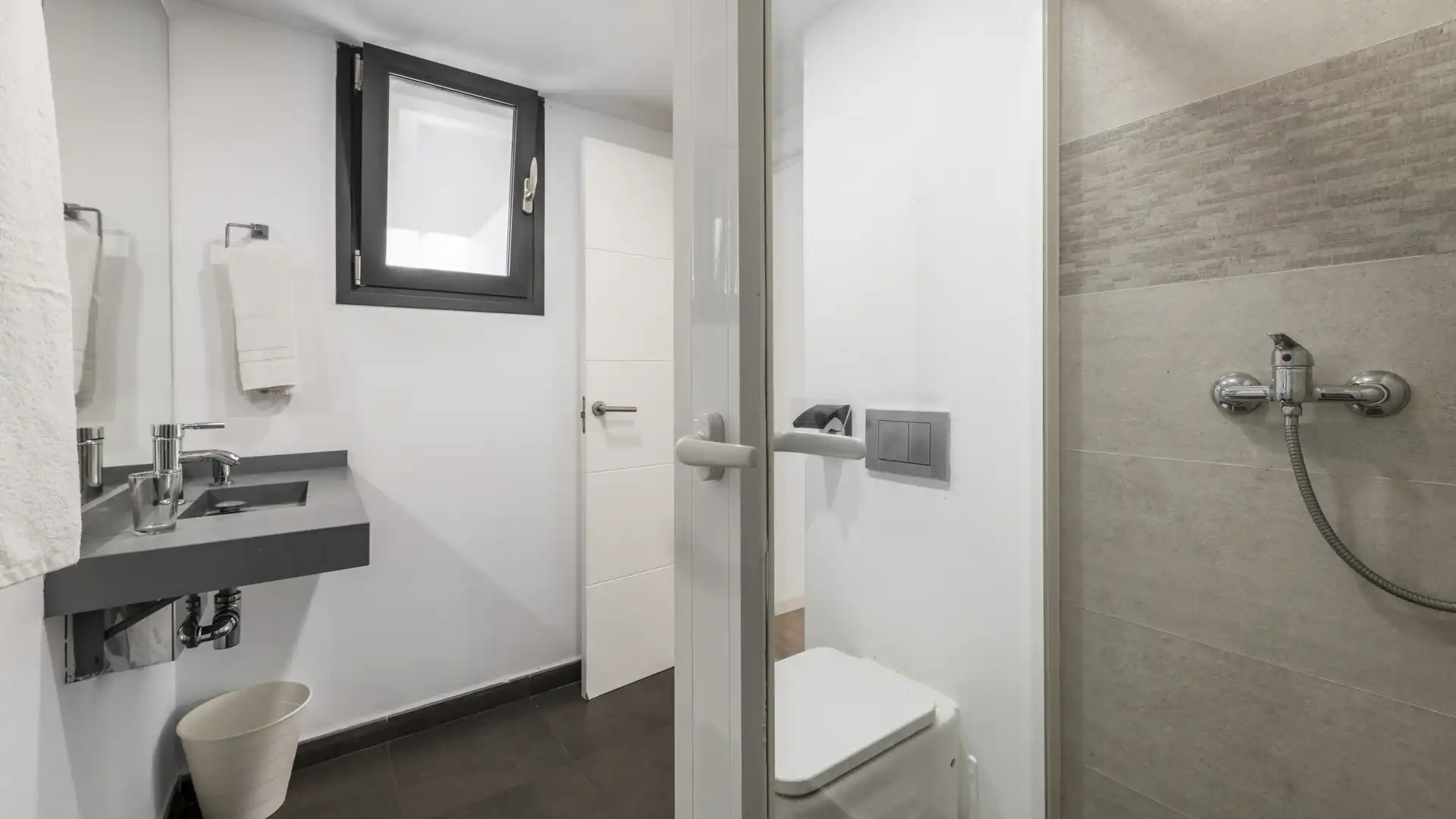 Bany de Casa o xalet en venda en  Palma de Mallorca amb Aire condicionat, Calefacció i Terrassa