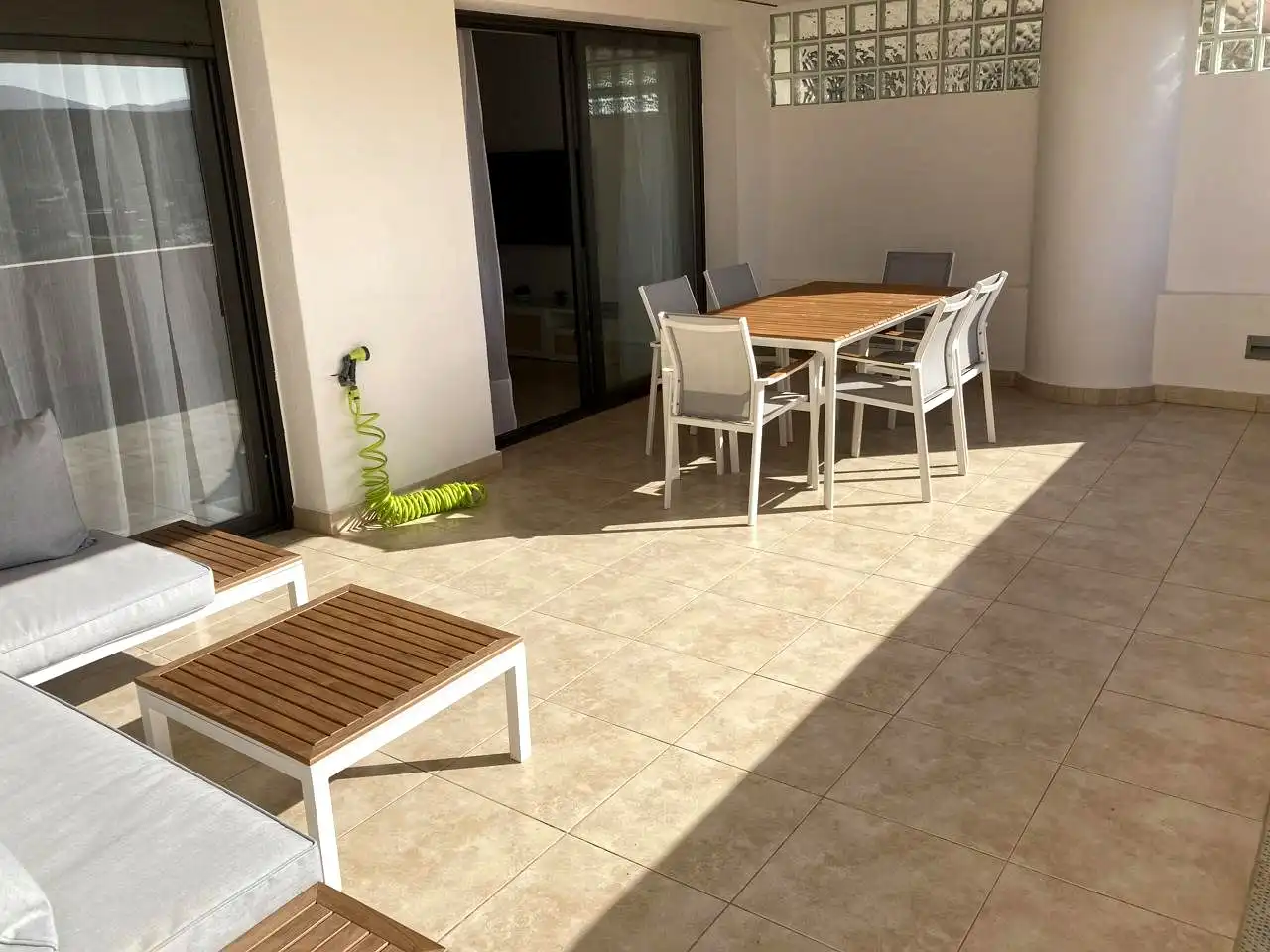 Wohnung zur Miete in Del Mulhacén, Golf Valle Este