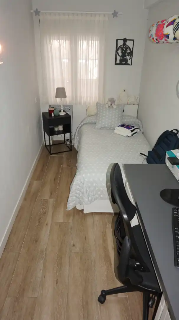 Schlafzimmer von Wohnung zum Verkauf in Madrid mit Klimaanlage, Heizung und Terrasse