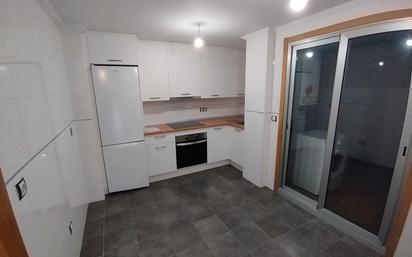 Kitchen of Flat for sale in Salvaterra de Miño  with Balcony