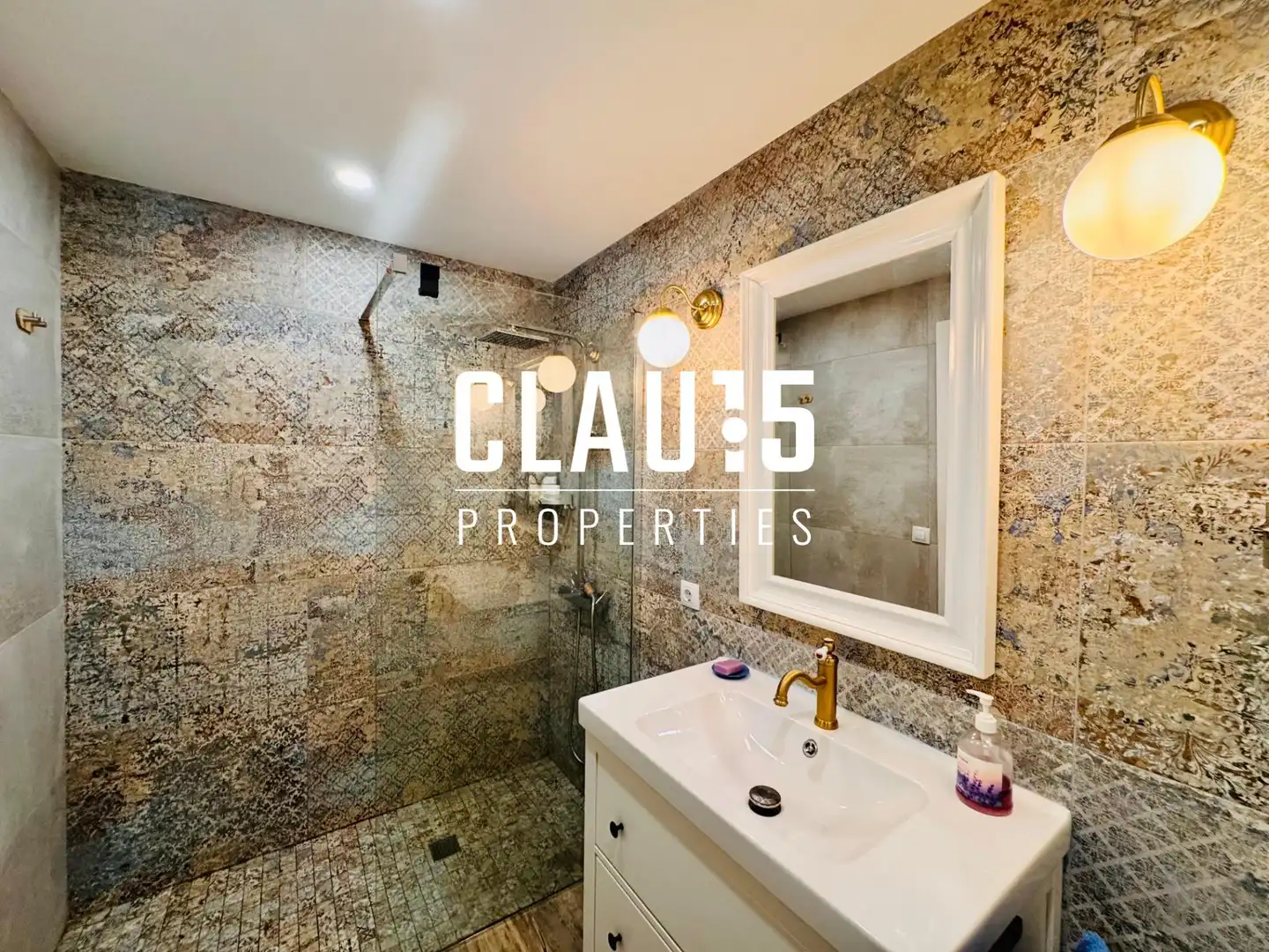 Bathroom of Flat for sale in Blanes  with Heating, Parquet flooring and Balcony
