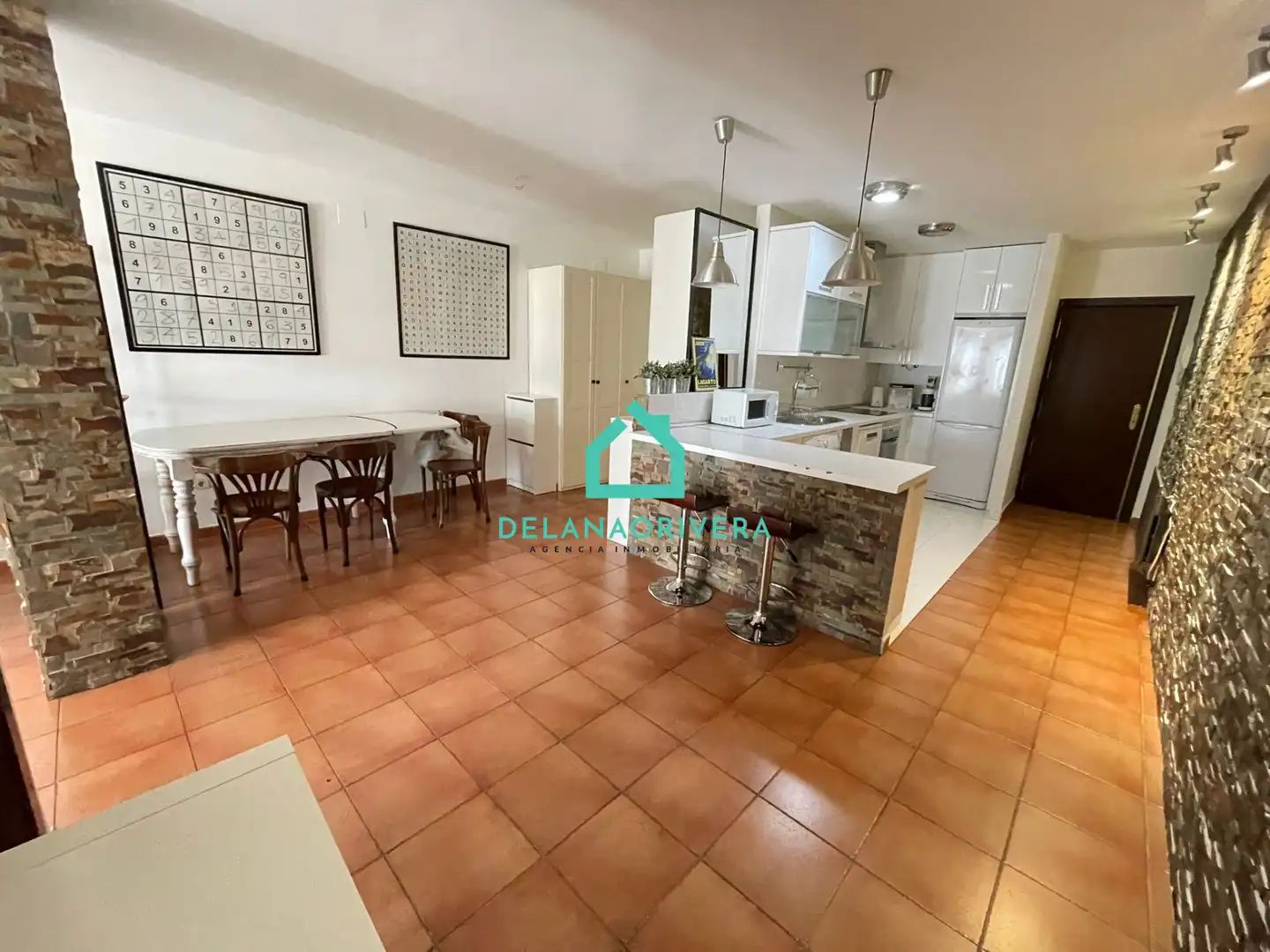 Exterior view of Flat for sale in Alcalá de Henares  with Air Conditioner, Heating and Oven