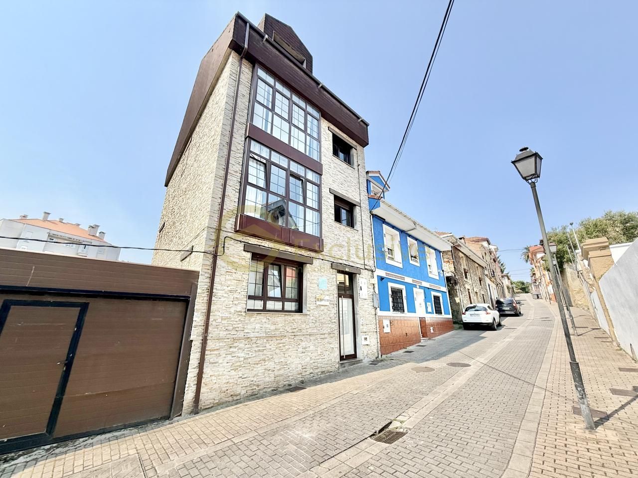 Vista exterior de Pis en venda en Avilés amb Calefacció, Parquet i Traster