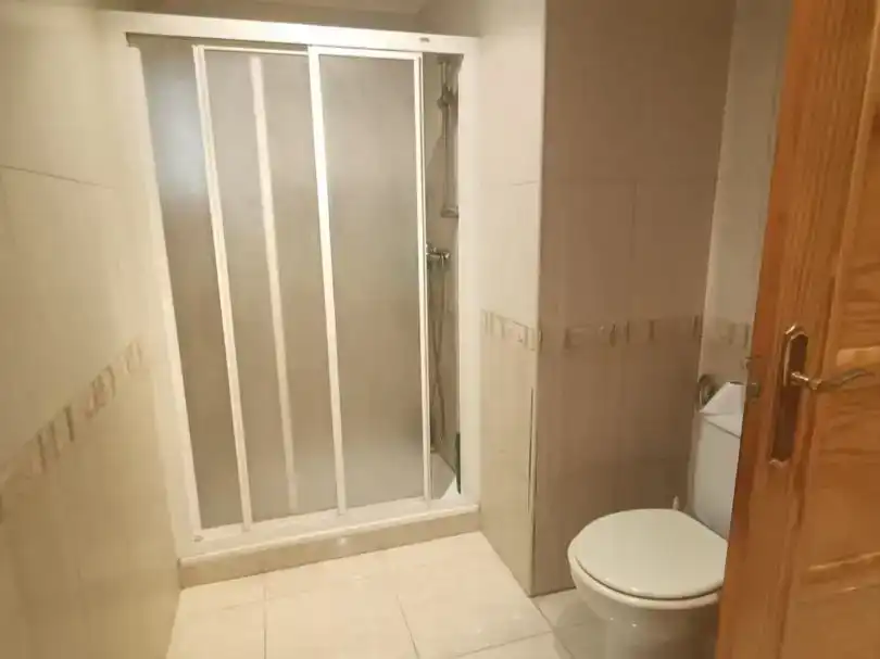 Bany de Pis en venda en Elche / Elx amb Aire condicionat i Balcó