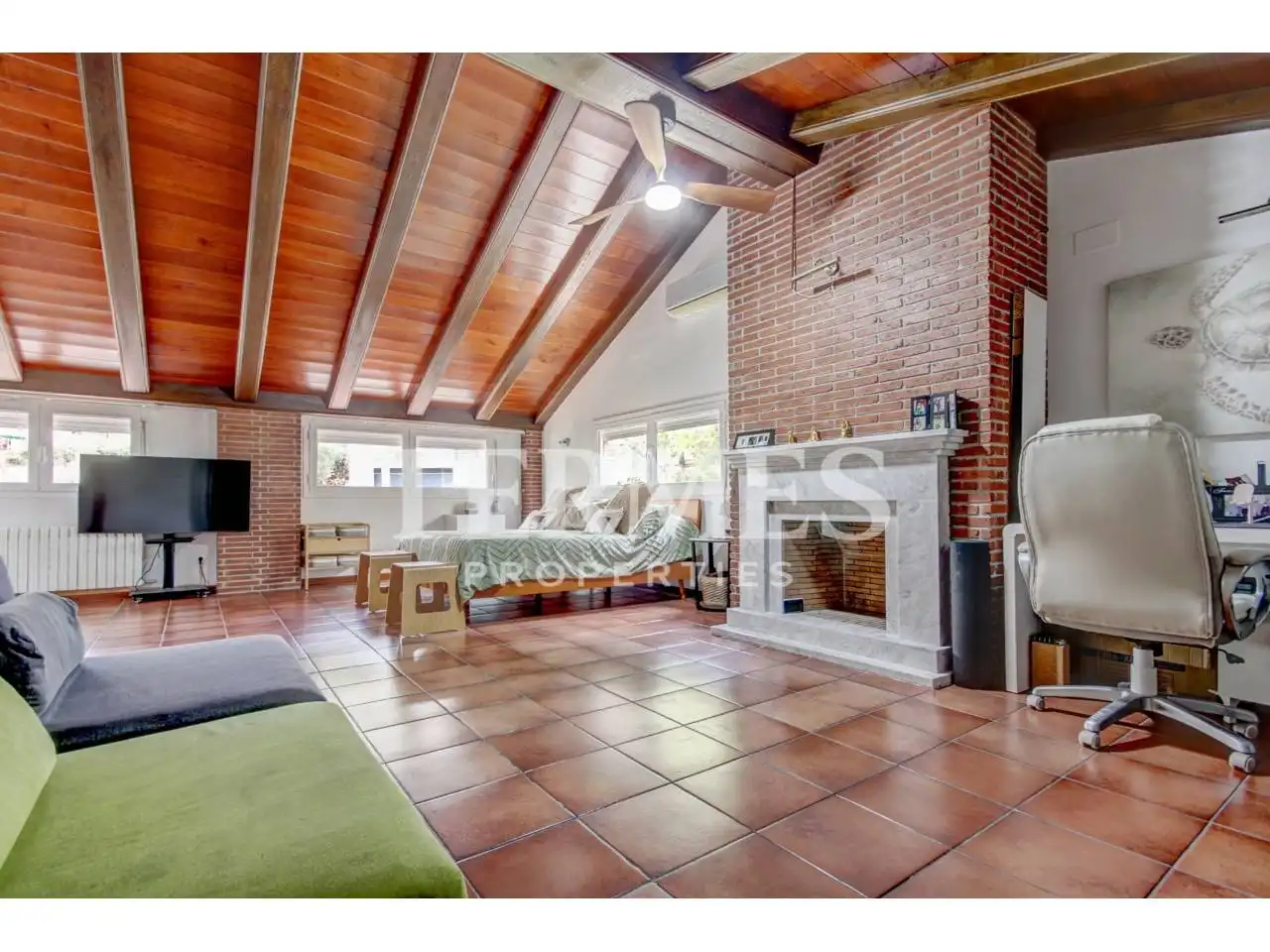 Wohnzimmer von Haus oder Chalet zur Miete in Castelldefels mit Klimaanlage, Privatgarten und Terrasse