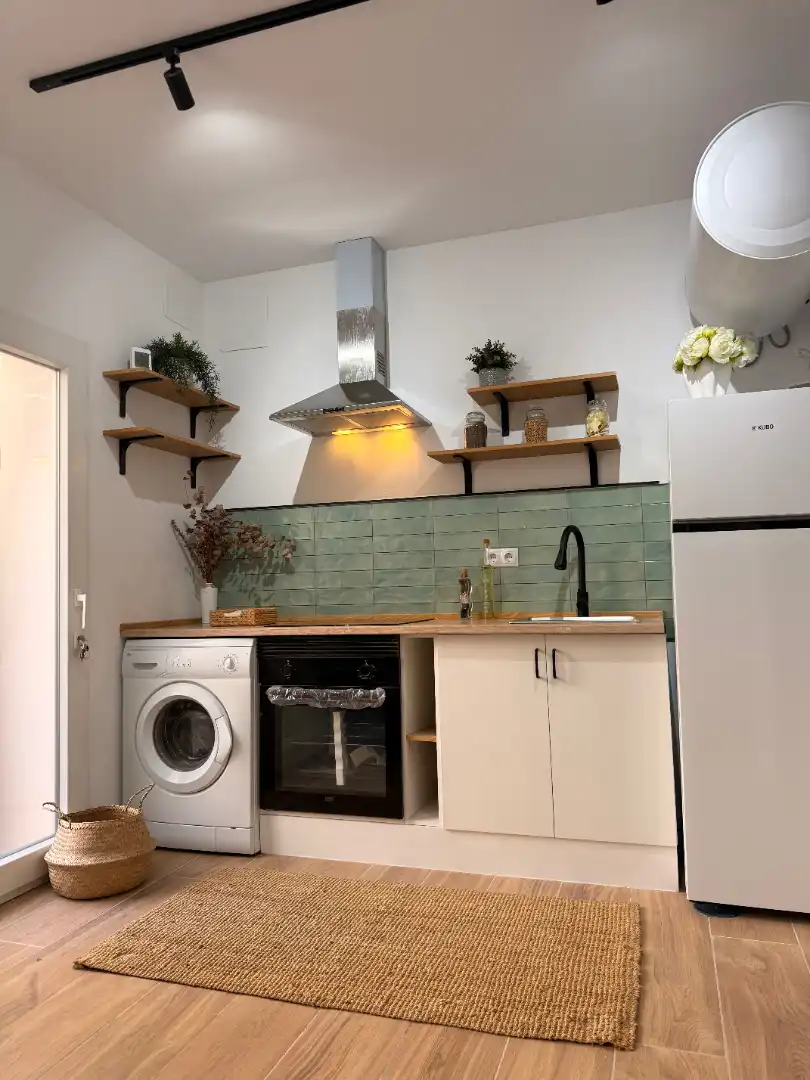 Kitchen of Flat for rent in Madrid  with Air Conditioner, Heating and Furnished