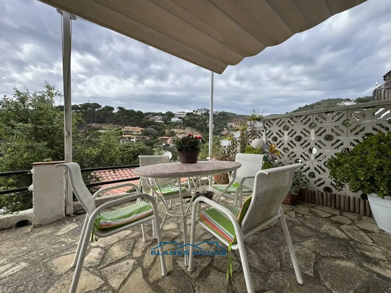 Terrasse von Wohnung zum Verkauf in Lloret de Mar mit Klimaanlage und Terrasse