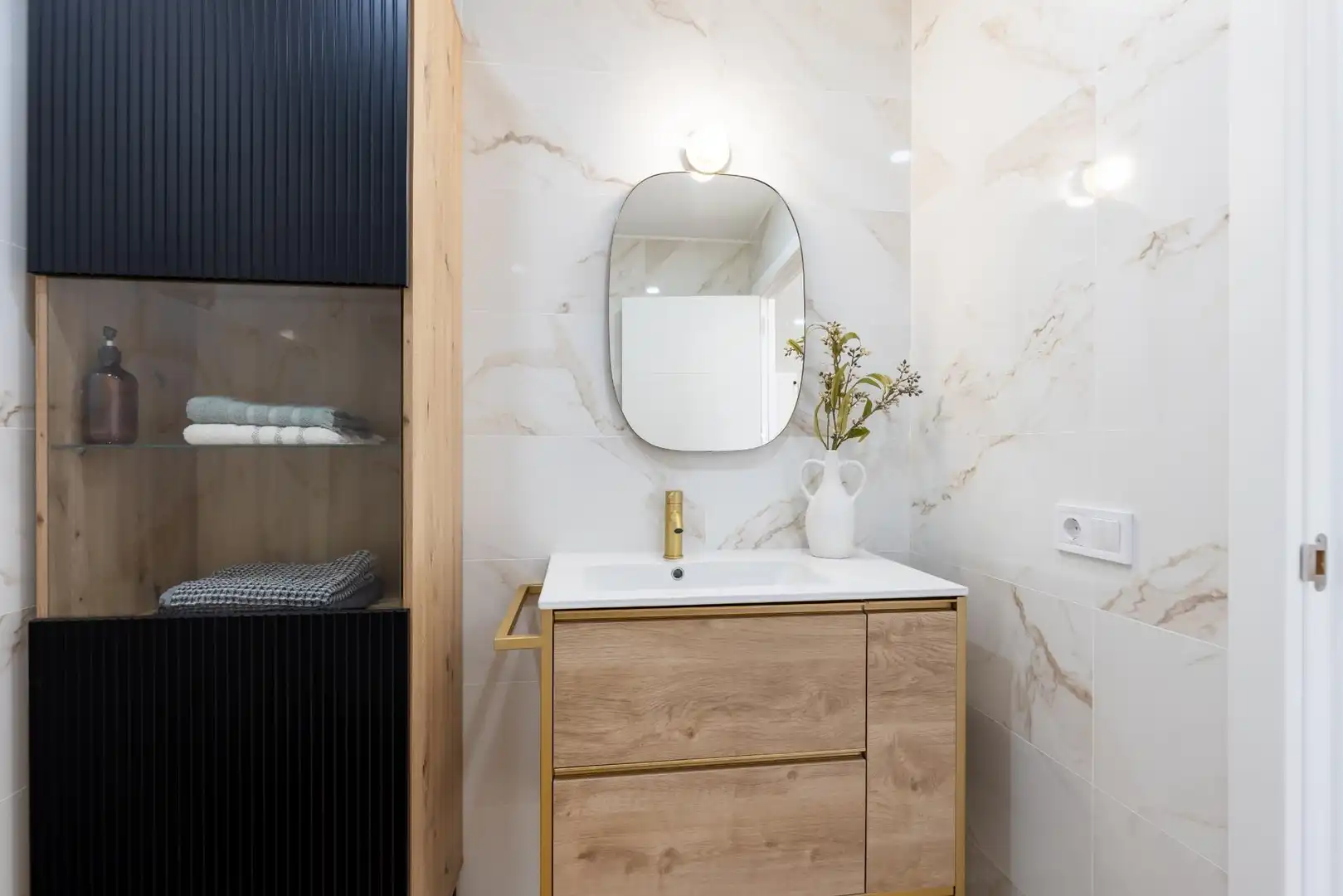 Baño de Piso en venta en  Palma de Mallorca con Aire acondicionado, Calefacción y Terraza