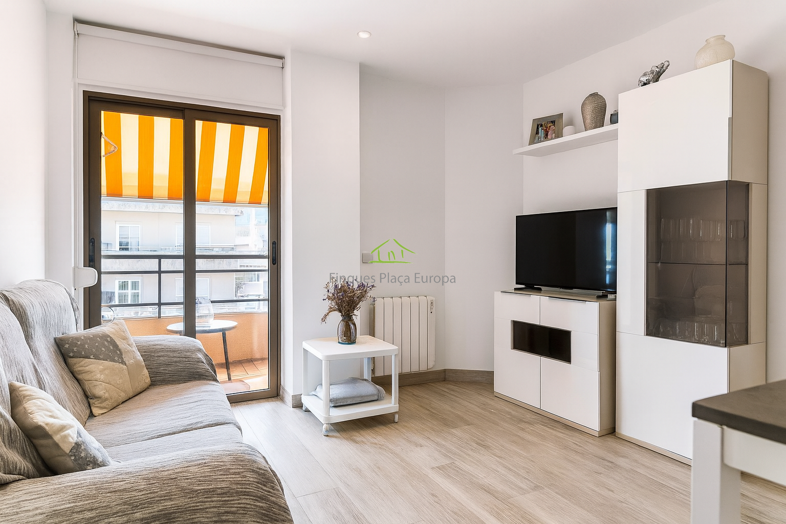 Living room of Apartment for sale in Castell-Platja d'Aro  with Air Conditioner, Heating and Parquet flooring
